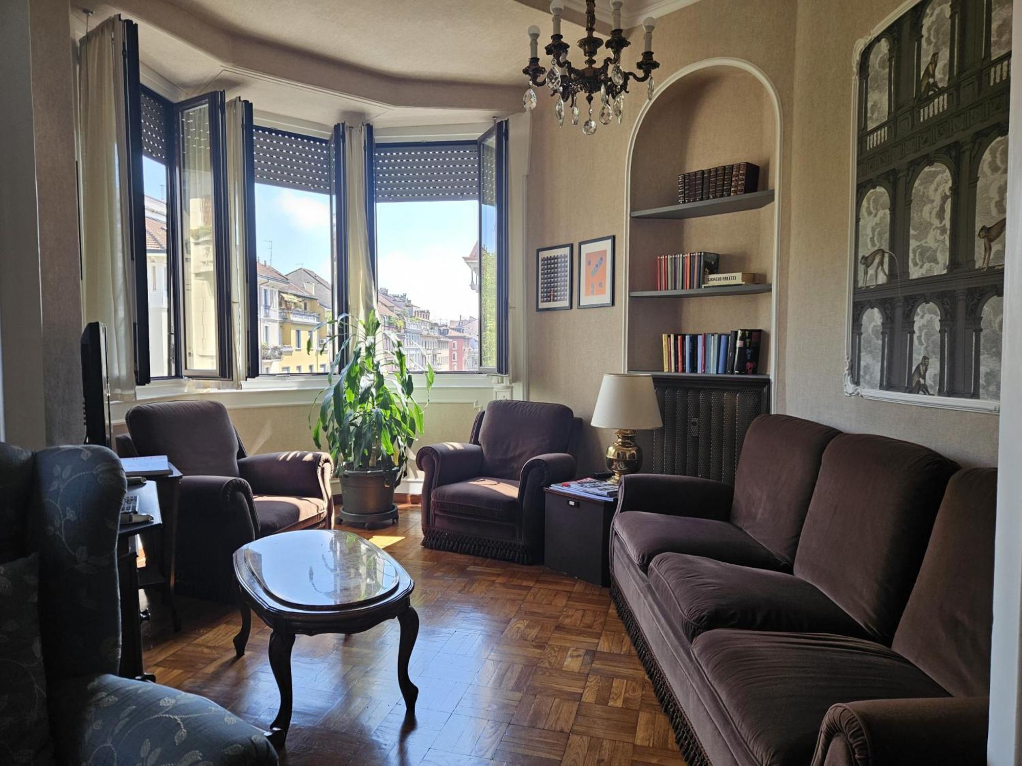 Homegallery - Elegante Appartamento Milanese エクステリア 写真
